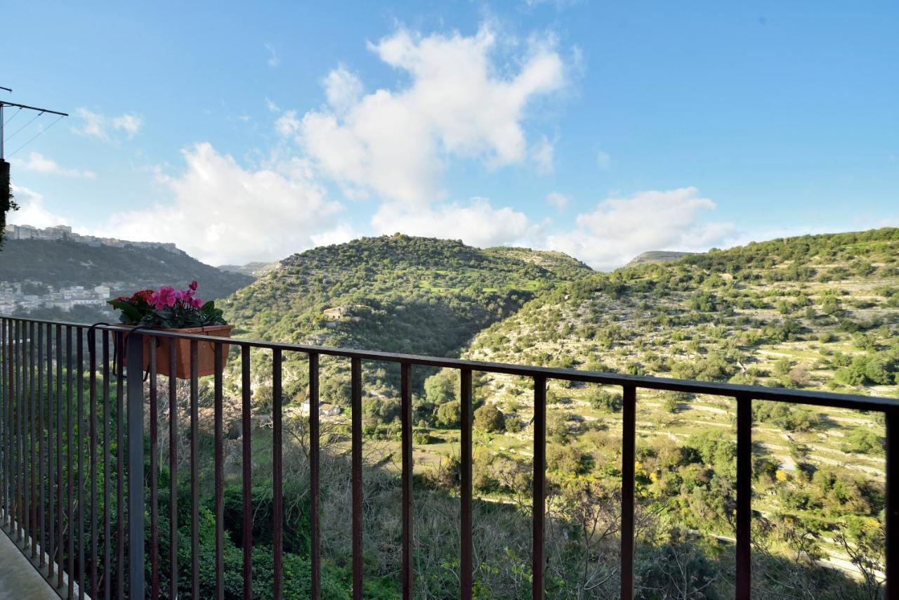 Bed and Breakfast Le Luci su Ibla - Ospitalità con vista à Raguse Extérieur photo